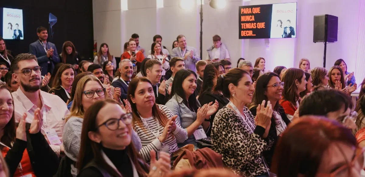 Más de 700 personas participaron del CX Day Argentina 2025 en el Auditorio Santander, en una jornada repleta de aprendizajes, emociones y networking.