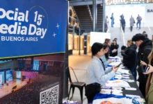 El Social Media Day Buenos Aires celebró su 15ª edición en la Usina del Arte con más de 1.200 asistentes presenciales y una agenda enfocada en inteligencia artificial, marketing de contenidos y estrategias digitales para 2025.