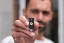 Autenticación segura y sin contraseñas con YubiKey.