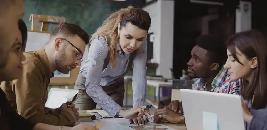 Con foco en la conexión humana, Armendaris plantea un liderazgo más consciente y empático.
