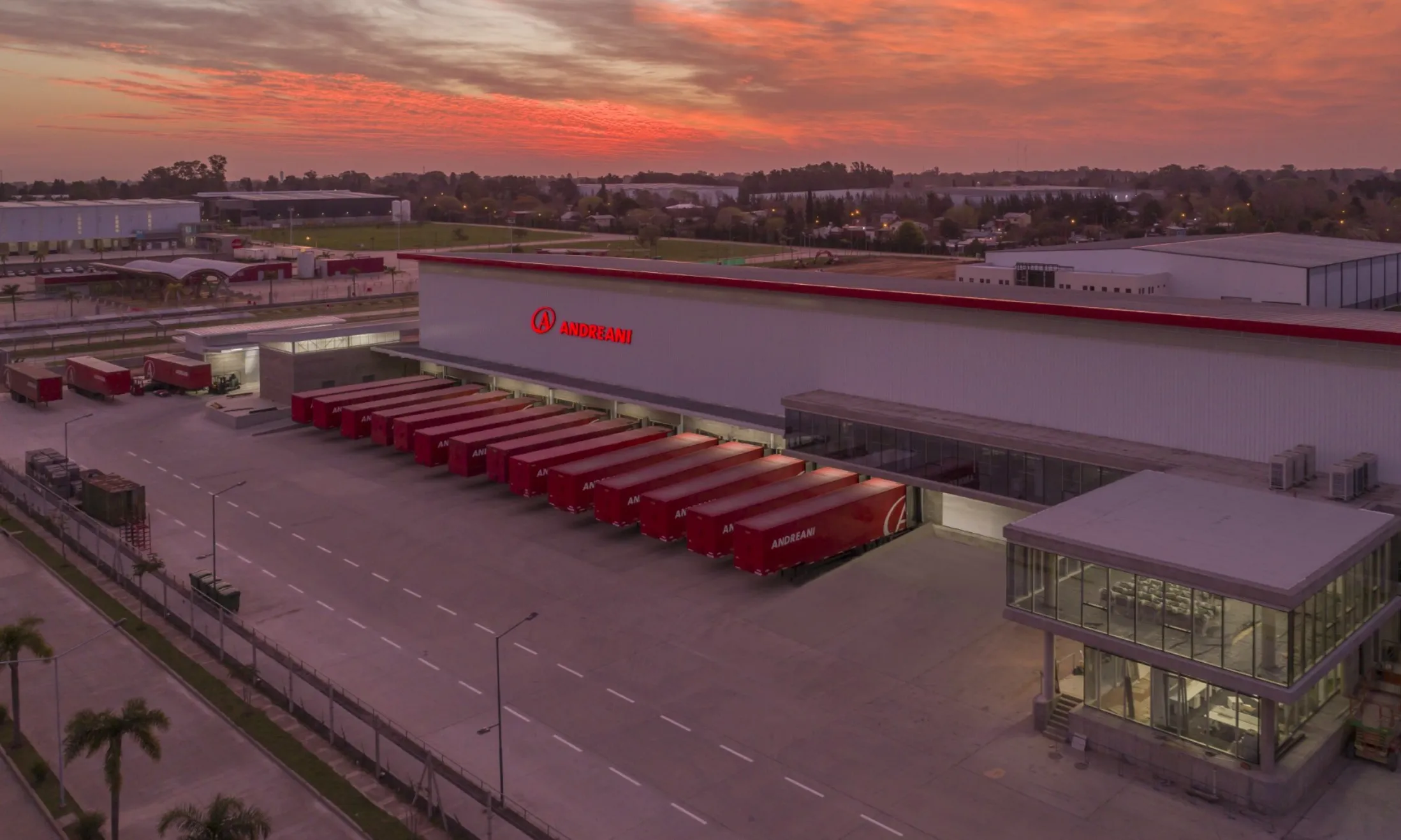 Este acuerdo busca brindar una solución integral que agilice, estandarice y modernice el abastecimiento industrial, con beneficios para compañías de todos los tamaños e industrias, especialmente en sectores estratégicos como Oil & Gas, minería y energía eléctrica.