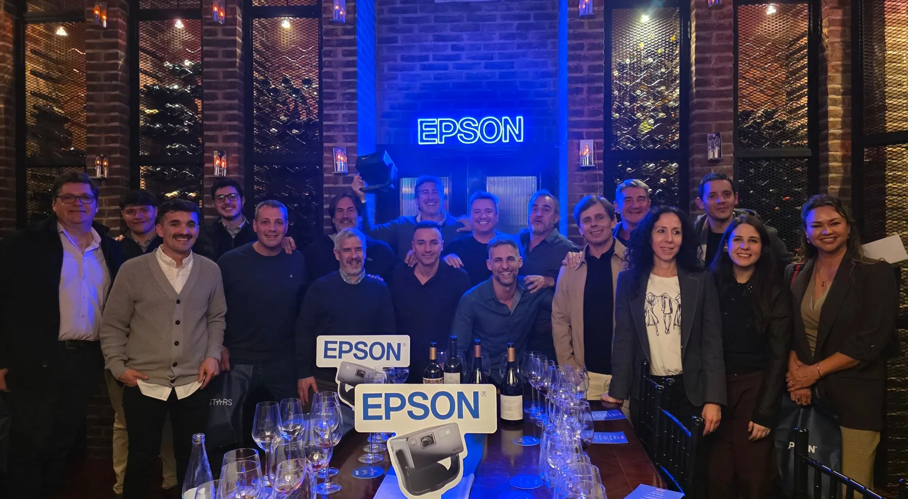 Invitación a Canales Epson Stars Exclusive en la cava del Hotel Faena.