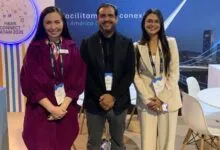María del Rosario Oviedo, CLO de FYCO, Edwar Juárez, CO-CEO de FYCO, y Scarlett Guerrero, Regional Manager Cono Sur de FYCO.