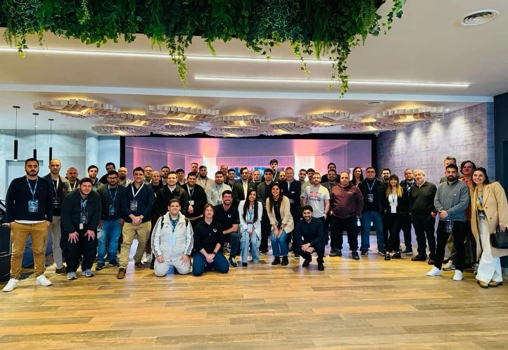 Gran convocatoria en el evento de Ubiquiti y Distecna.