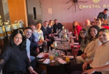 Equipo de LG ID junto a su canal de venta Newtech.