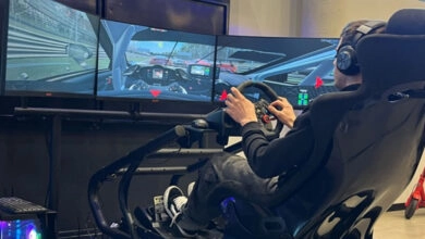 El Simulator Racing Car Formula 1 integra una PC Gamer PCBOX con procesador AMD Ryzen 7 7700X, placa ASUS RTX 5070 y 32 GB de RAM DDR5.