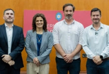 En el acto de entrega de antenas, realizado el pasado martes 21 de octubre, participaron Cristina Fiore, ministra de Educación, Cultura, Ciencia y Tecnología de Salta; Martín Güemes, secretario de Modernización; Carlos Rosso, intendente de General Güemes; y por parte de ORBITH, Diego Rodi, Gerente Comercial Corporativo; y Nicolás Vuga, Service Manager; además de representantes de las escuelas beneficiadas.