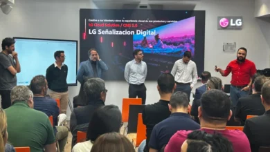 Leonardo Caraci Partner Manager Distecna; Federico Hasenbalg, Especialista en Preventa de LG Argentina; Fernando Andina Sales Manager Information Display en LG Argentina; Emanuel Galarza, Key Account Manager (KAM) de LG Argentina; Lucas Trecarichi, Sales Development de LG Argentina; Alejandro Cerrud, Sales Engineering Manager LG LATAM