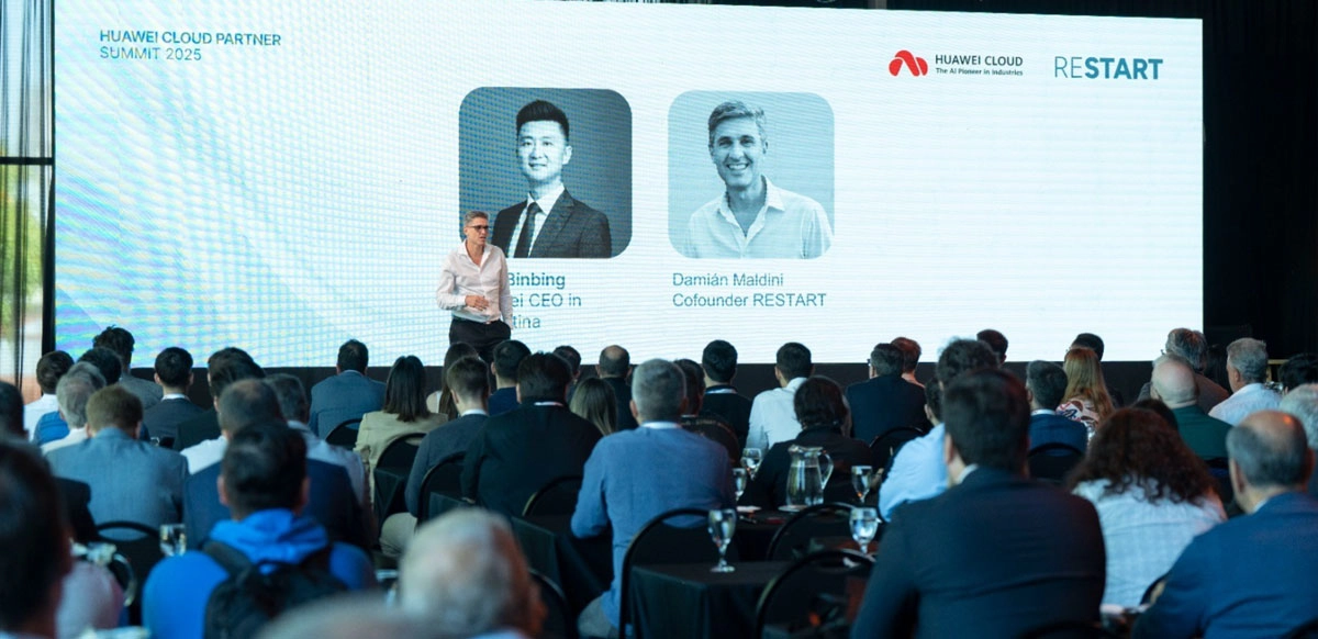 En el evento realizado el 17 de noviembre, Huawei Cloud presentó todo su potencial en inteligencia artificial aplicada a la industria, acompañado por Restart, su distribuidor líder en la región.