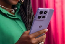 El moto g86 5G ofrece el procesador MediaTek Dimensity 7300, acompañado de una batería de 5.200 mAh con recarga rápida TurboPower 30W.