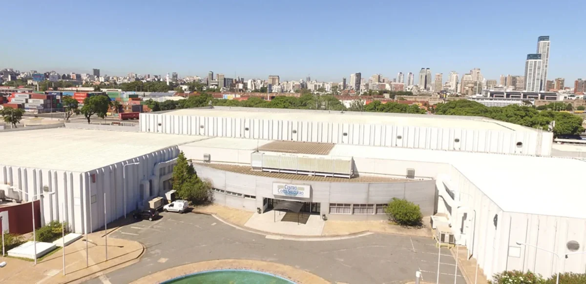 El auditorio principal de SAIAConf reunirá a expertos, académicos y referentes del sector tecnológico para debatir sobre el presente y el futuro de la inteligencia artificial en Argentina.