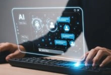 Chatbots, sistemas de trámites y modelos de recomendación deberán notificar al usuario que interviene una IA.