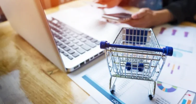 La experiencia de compra se ha trasladado al mundo digital: más rápida, eficiente, pero también más impersonal.