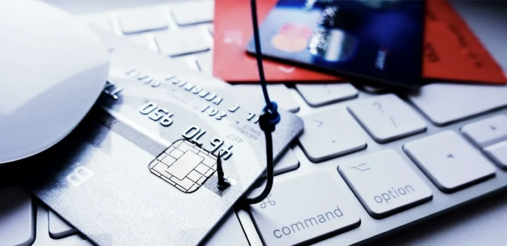 Los estafadores explotan las emociones humanas como el miedo a perderse una oportunidad, creando una falsa sensación de urgencia para tomar decisiones apresuradas.