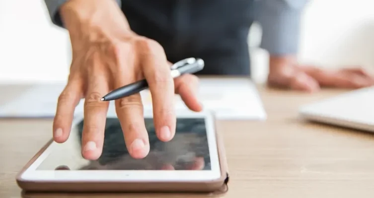 Oracle refuerza su liderazgo en América Latina con una estrategia enfocada en innovación, adopción de IA y el desarrollo de un ecosistema tecnológico más colaborativo.