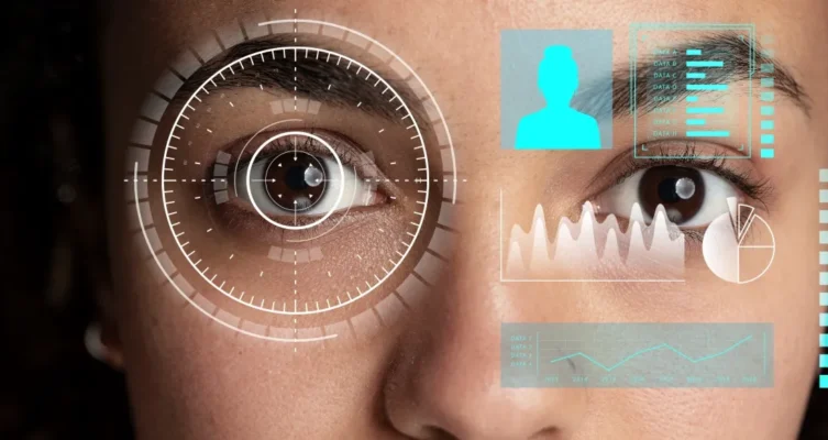 Algunos estafadores utilizan videos manipulados con inteligencia artificial para hacerse pasar por expertos financieros o celebridades y así ganar la confianza de las víctimas.