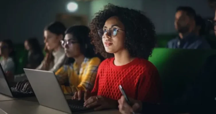 Identificar señales de alerta como contratos inteligentes no verificados o ofertas demasiado buenas para ser verdad puede ayudarte a evitar pérdidas significativas.