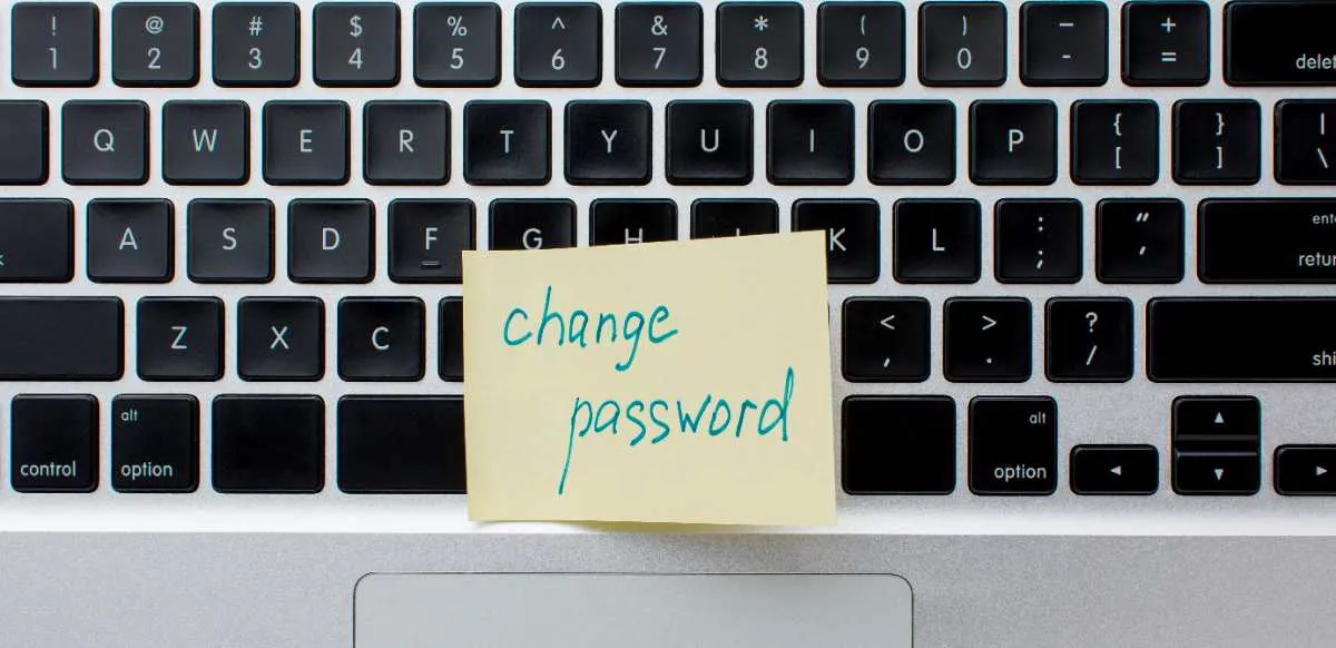 Actualizar contraseñas es vital: uno de cada diez latinoamericanos no recuerda la última vez que lo hizo, lo que aumenta la vulnerabilidad frente a filtraciones.