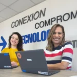 Grecia Rojas, ingeniera comercial y Business Development Manager, y Desiree López, ingeniera informática y Business Vendor Manager.