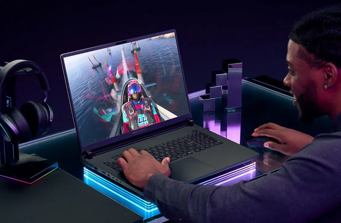 Esta poderosa máquina está equipada con una pantalla Mini LED de 18”, resolución 2.5K y una impresionante tasa de refresco de 240 Hz