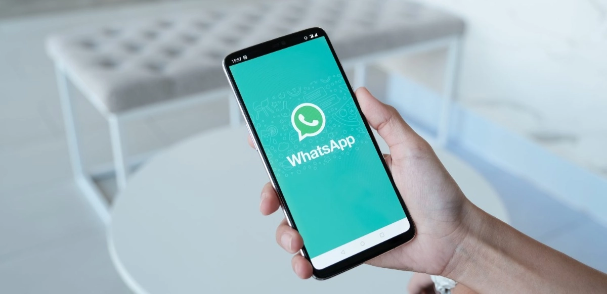 Meta eliminó más de 6,8 millones de cuentas de WhatsApp en agosto de 2025, tras detectar que estaban vinculadas a redes criminales dedicadas a estafas mediante ingeniería social.