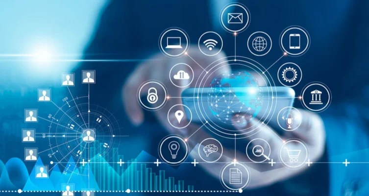 Transformación digital en marcha. Chile avanza aceleradamente en digitalización, pero la falta de talento TI se ha convertido en una de las principales barreras para el crecimiento económico y la innovación.