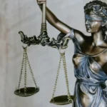 La Ley N°20.009 protege a los usuarios ante fraudes con tarjetas y transferencias electrónicas, un delito cada vez más frecuente en épocas de alto consumo.