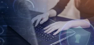 Los sistemas Linux y Mac ganan protagonismo en la mira de los ciberdelincuentes: solo en Chile se bloquearon más de 140 mil intentos de ataque en un año, según datos del Panorama de Amenazas de Kaspersky.