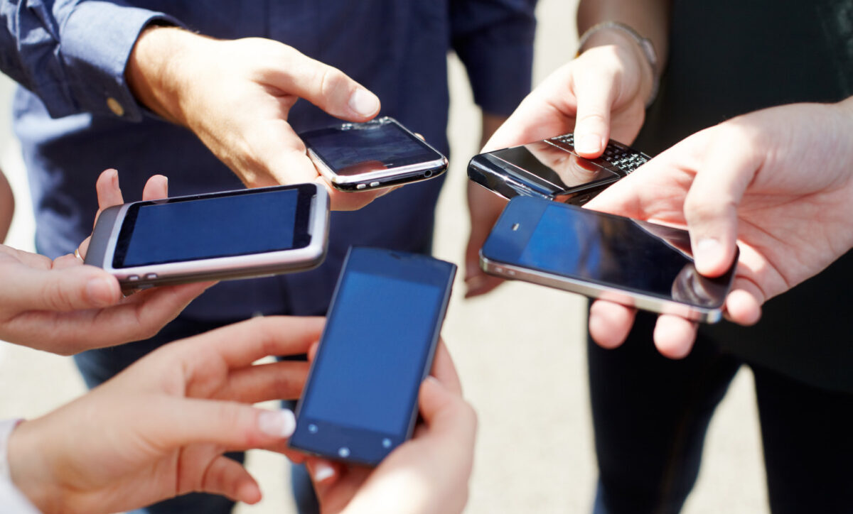 La expansión del 5G y la inteligencia artificial en Chile refuerzan la necesidad de una legislación moderna en protección de datos.