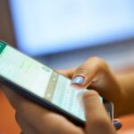 Señales silenciosas pueden revelar que un celular fue hackeado y comprometer datos personales.