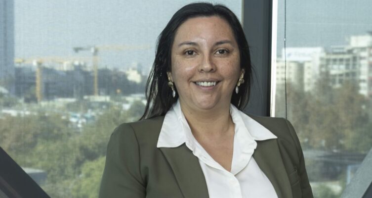 Andrea Nieto Eyzaguirre asumió oficialmente la presidencia de la entidad para el período 2026-2027.