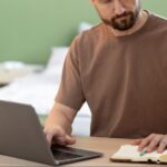 El debate sobre rendimiento y durabilidad reabre la comparación entre equipos nuevos y reacondicionados.