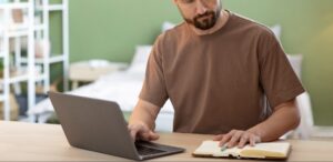 El debate sobre rendimiento y durabilidad reabre la comparación entre equipos nuevos y reacondicionados.