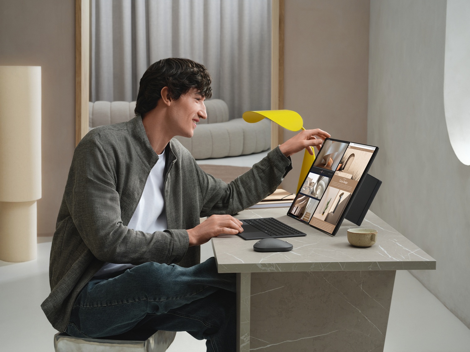 La ASUS Zenbook DUO 2026 incorpora dos pantallas OLED de 14 pulgadas, procesadores Intel Core Ultra de última generación y funciones de inteligencia artificial orientadas a la productividad.