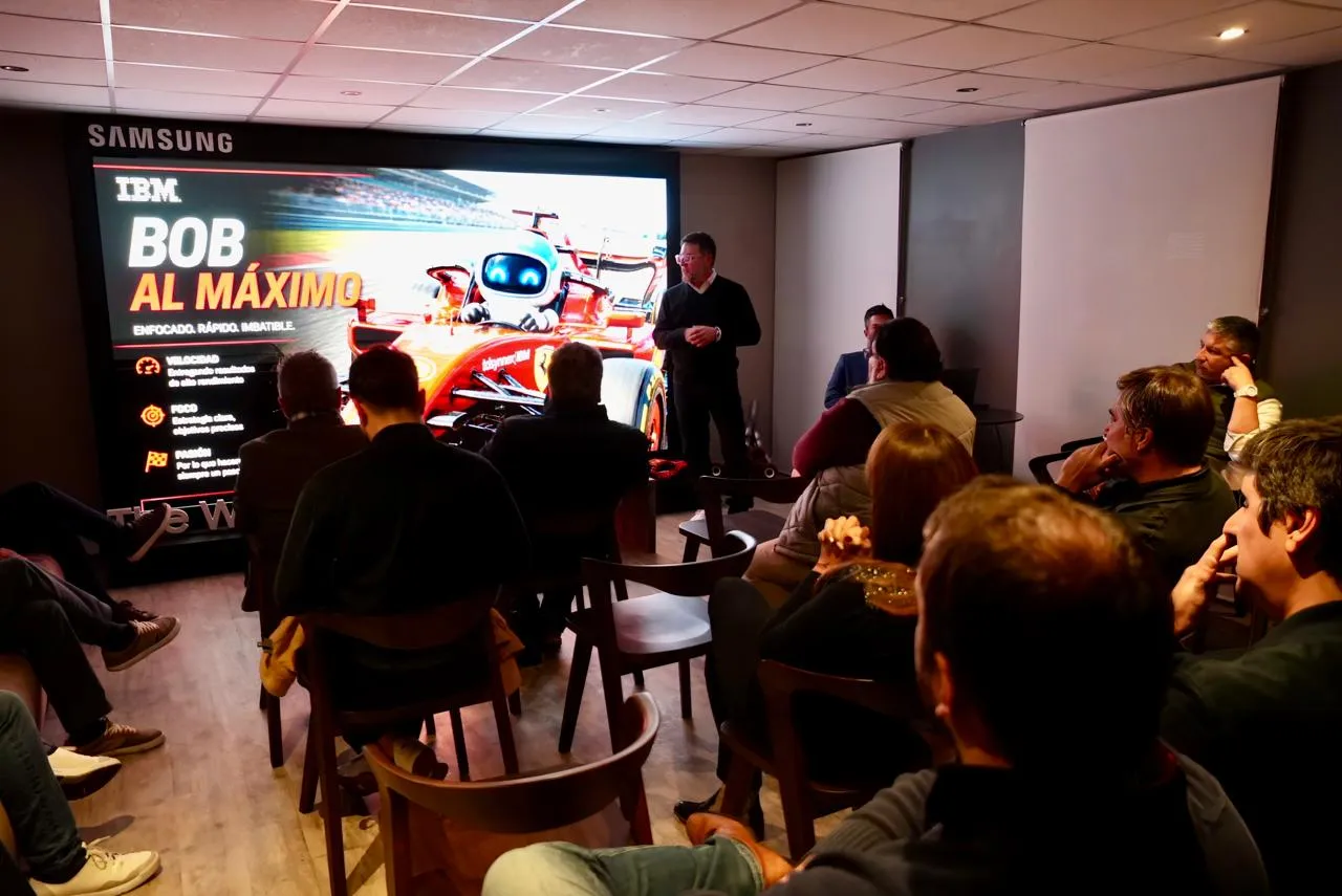 El encuentro reunió a ejecutivos, especialistas y socios estratégicos para compartir experiencias, fortalecer el ecosistema y analizar las principales tendencias que están transformando el mercado tecnológico.