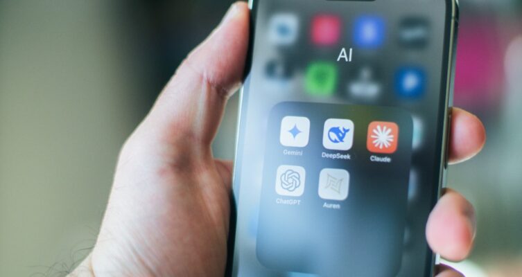 La inteligencia artificial redefine cómo las marcas ganan visibilidad digital.
