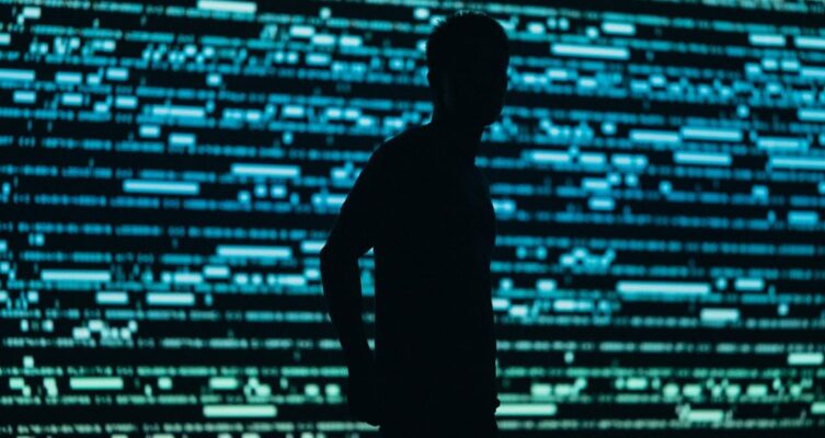 La inteligencia artificial facilita la clonación de voces para cometer estafas.