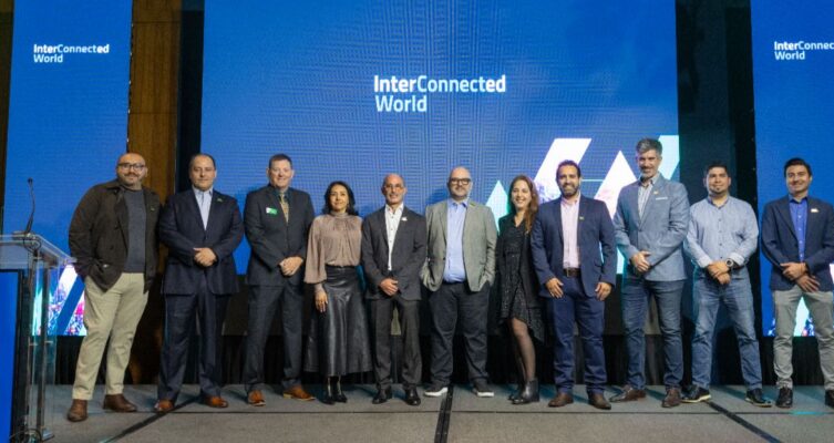Wesco Anixter reunió al ecosistema tecnológico chileno para analizar el futuro de la inteligencia artificial y la conectividad.