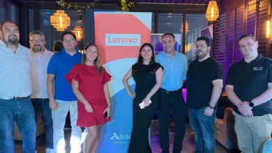 El equipo de OS4IT junto a Lenovo, presentando soluciones de seguridad.