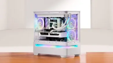 Ventiladores ASUS MR120 con diseño elegante, alto rendimiento y ruido mínimo.