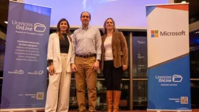 Camila Orellana, Daniel Abellá y Marcia Etulain.