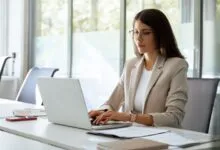 La inteligencia artificial generativa acelera su uso y multiplica los riesgos.