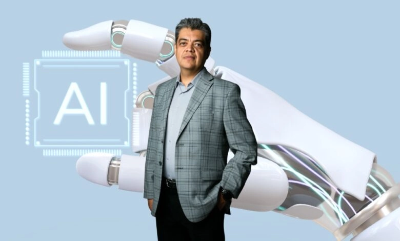 Joel Flores, Director de Cuentas Corporativas de Zoho.