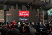 Ejecutivos y expertos en tecnología se preparan para debatir sobre IA y open source en el Red Hat Summit: Connect 2025 en Santiago.