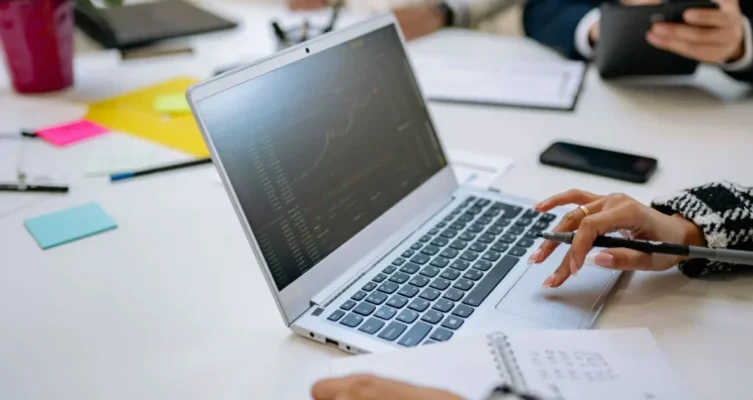 Con descuentos exclusivos y soporte especializado, Lenovo Pro está diseñado para optimizar los recursos de tu empresa.