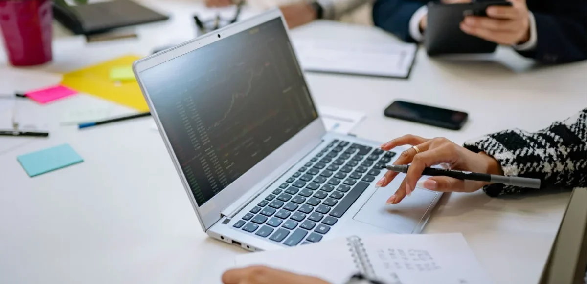 Con descuentos exclusivos y soporte especializado, Lenovo Pro está diseñado para optimizar los recursos de tu empresa.