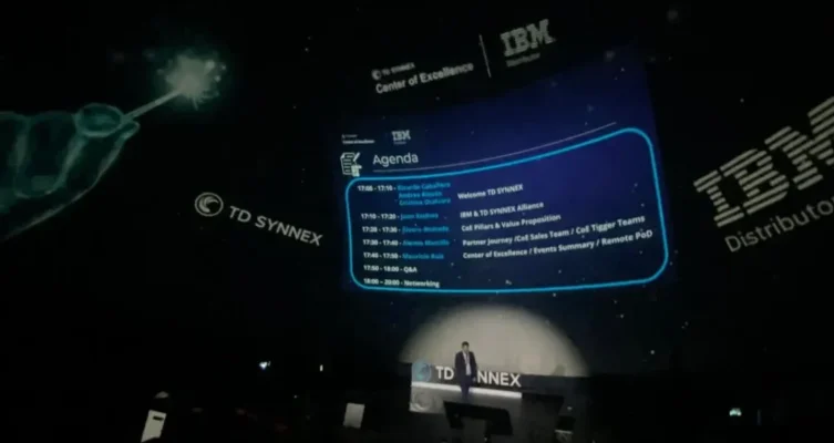 El nuevo Centro de Excelencia busca conectar a socios regionales con las últimas innovaciones tecnológicas de IBM.