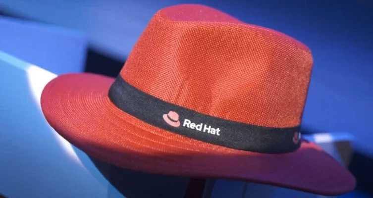 Red Hat impulsa un nuevo estándar abierto con Model Context Protocol (MCP), clave para el desarrollo de agentes de IA interoperables y escalables.