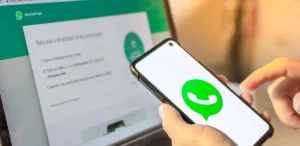 WhatsApp Web suma un bloqueo con contraseña para proteger los chats en computadoras compartidas.