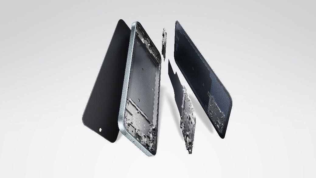 Resistencia a impactos de grado militar, por dentro y por fuera.